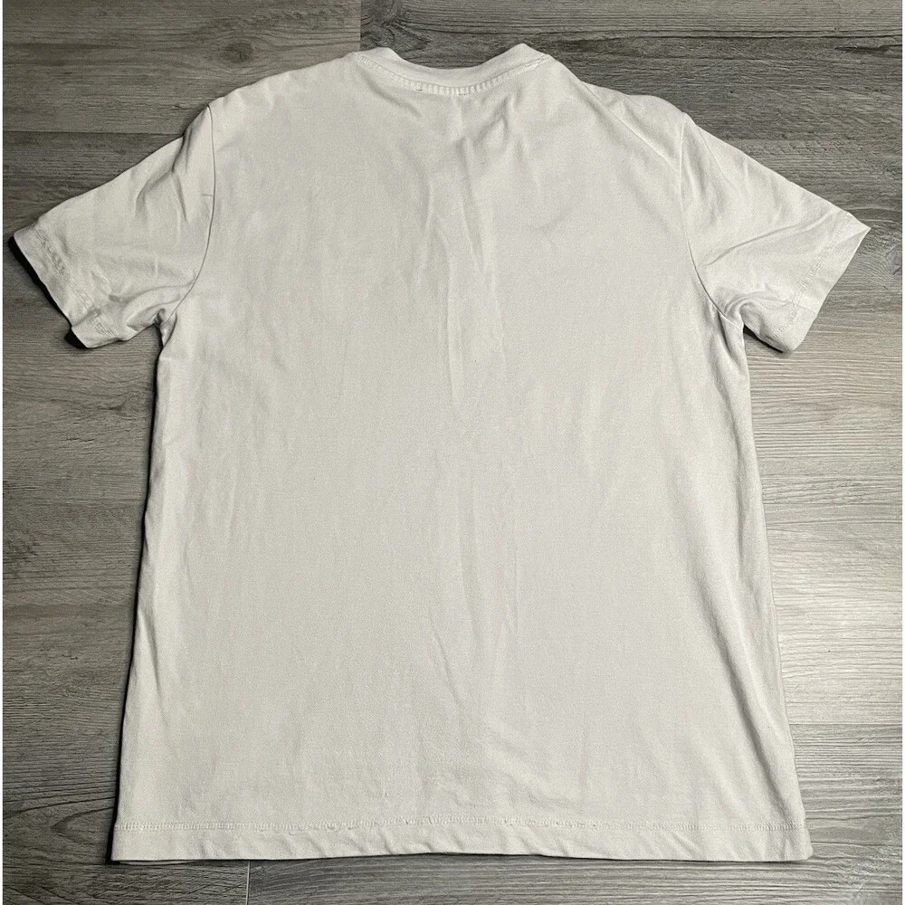 True Religion Men’s SS Pique Mineral Patch Henley White Tee Sz M